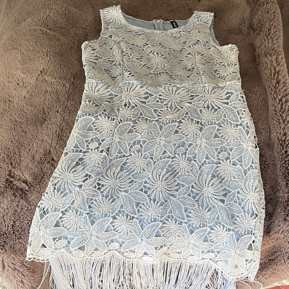 Design Lab Lord & Taylor Lace Midi Dress - White and Blue